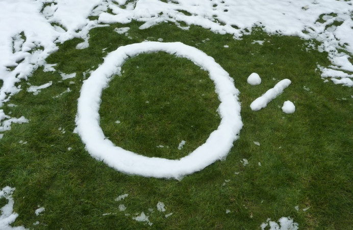 Zero per cent written in snow