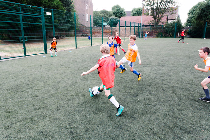 Mount Carmel Primary School has help from Brentford FC with its PE