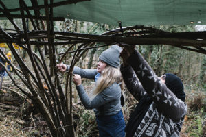 Building the traditional roundhouse at Horsenden Hill