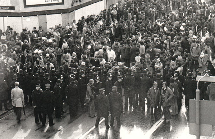 Crowds build before the Southall riots