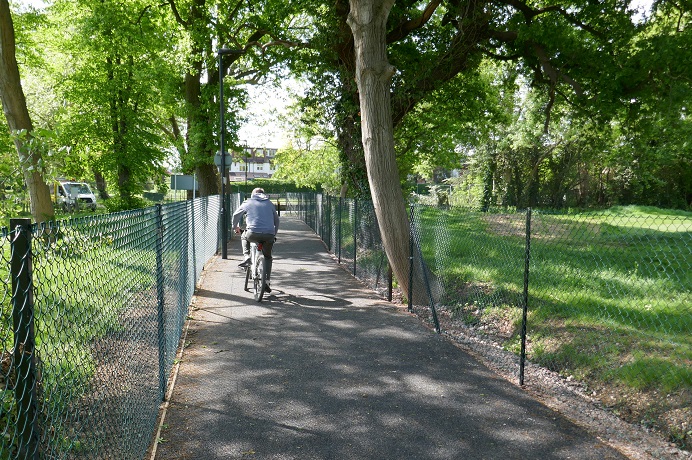 Pitshanger park after picture of pathway