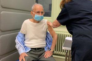 Ruy Silva, 88, getting vaccine - the first Ealing resident to do so