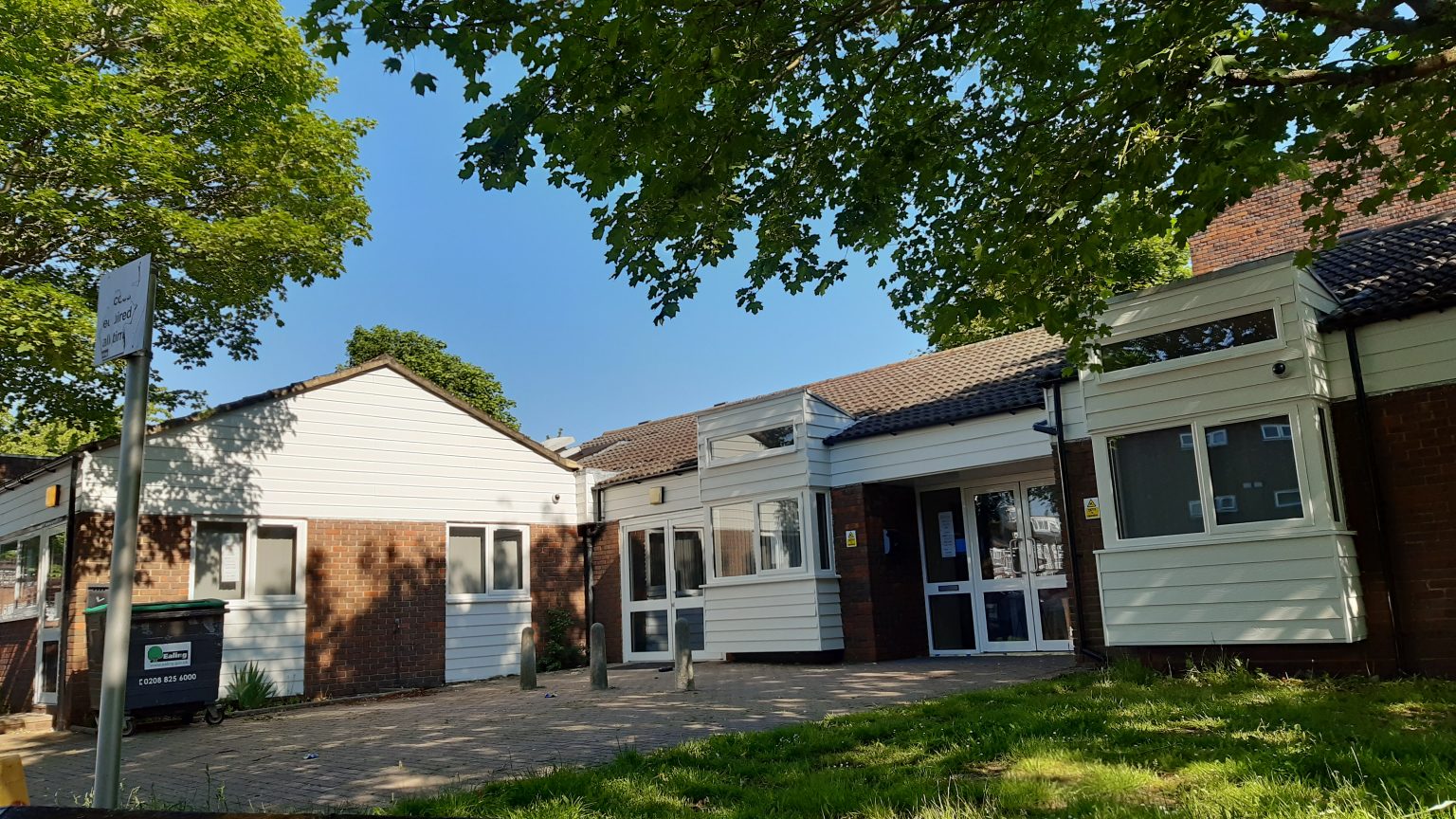 Entrance to Smith's Farm Community Centre