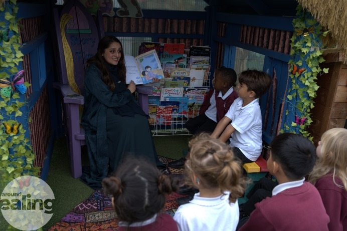 Zainab Shahid reading to the pupils of Selborne Primary School